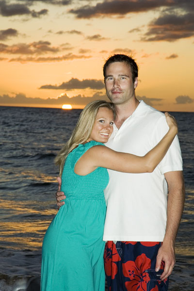 http://www.jonathanandlindsey.com/img/baby/maui_jl_1.jpg